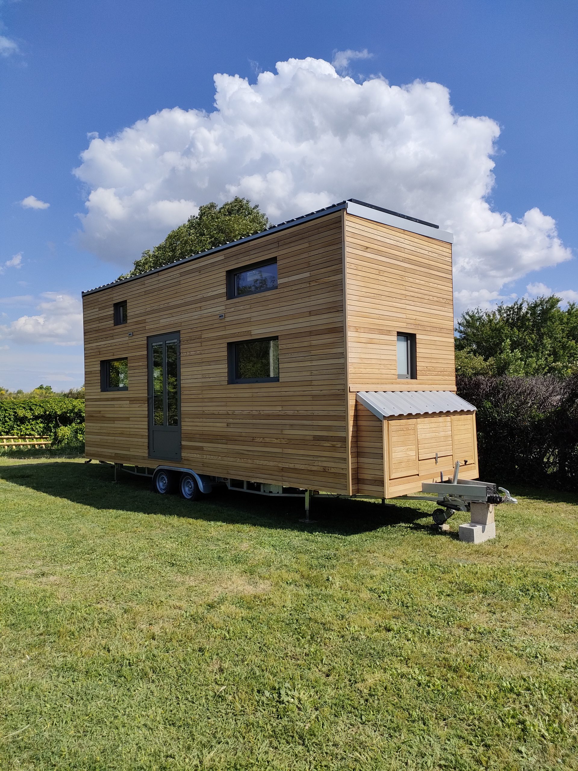 tiny-house-menuisier-nimes-construction-bois